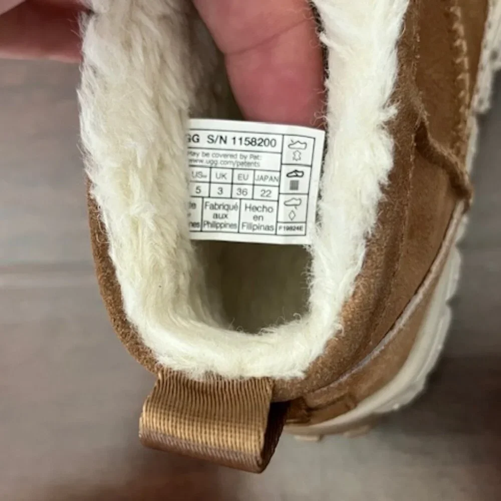 UGG Men's Venture Daze Ultra Mini Fashion Boot Men's Size 4 Woman's Size 5 - Picture 5 of 7